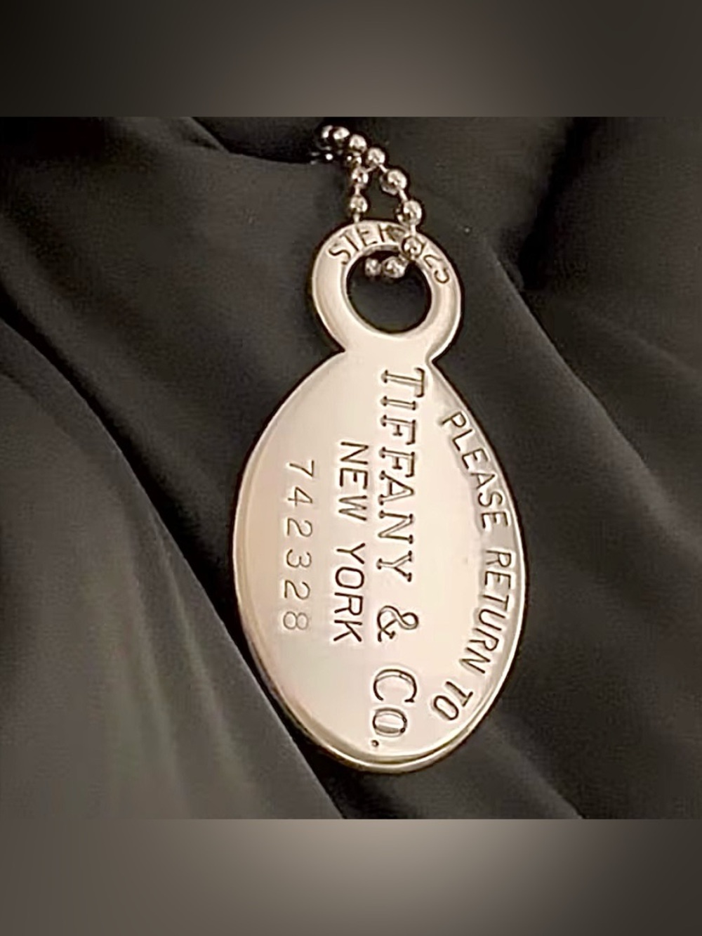 Tiffany & Co Vintage Return to Tiffany 925 Sterling Silver Oval Dog Tag Necklace